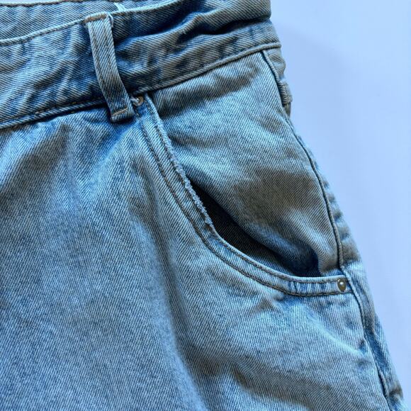 H&M Women's Size 10 Tapered Leg Denim Jeans Light Wash High Rise - Picture 5 of 12